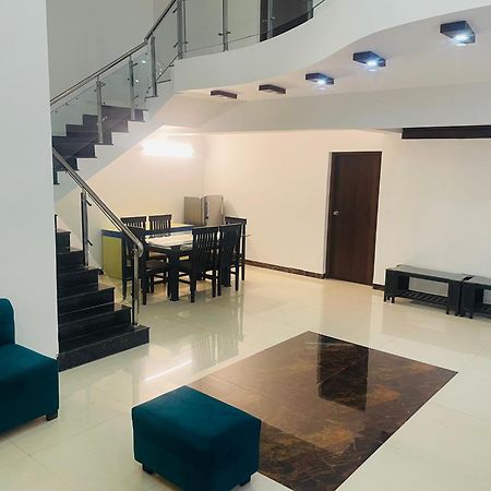 Hitman 45 Villa Lonavala Buitenkant foto