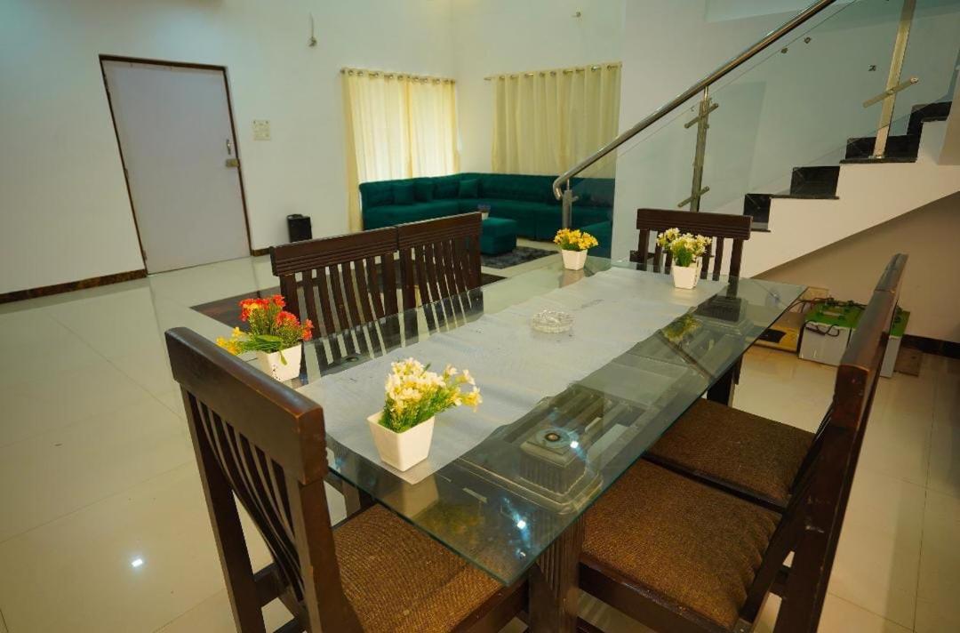 Hitman 45 Villa Lonavala Buitenkant foto